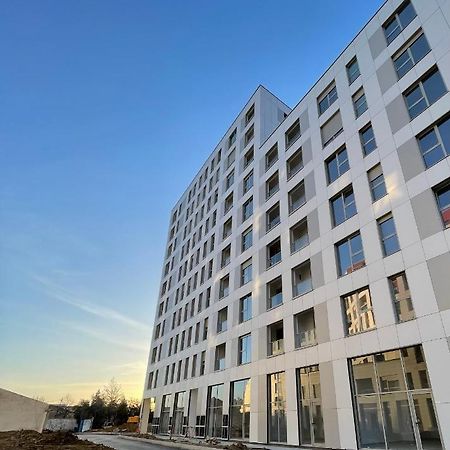 New Brilant Apartment ティラナ エクステリア 写真