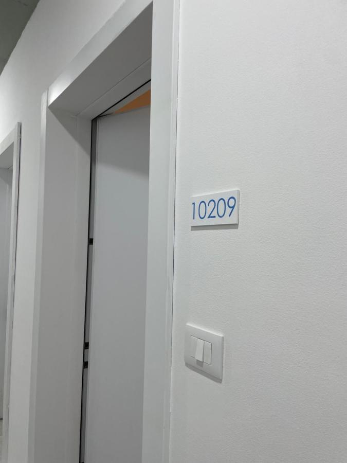 New Brilant Apartment ティラナ エクステリア 写真